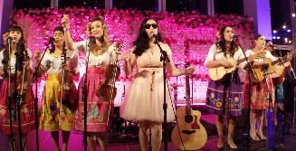 Mariachi LAS COLIBRI PERFORMING WITH 8 ELEMENTS AND NANCY SANCHEZ image of Mariachi LAS COLIBRI & NANCY SANCHEZ on Stage